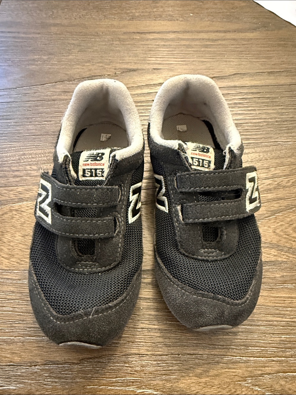 New Balance Kids Black 515 Hook-and-Loop Sneakers Size 9.5T